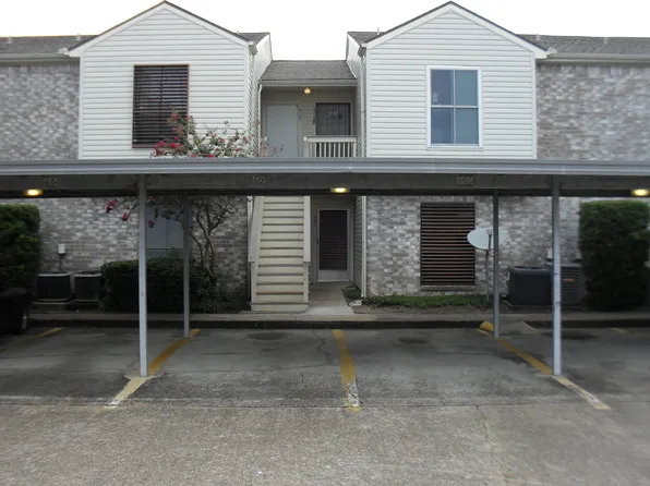 7600 Emmett F Lowry Expy APT 605, Texas City, TX 77591