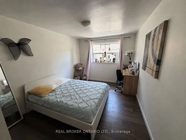 50 Benson Ave #105 — Photo 3