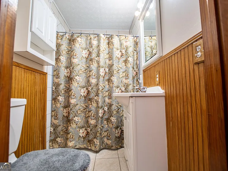 126 N Johnson St — Photo 24