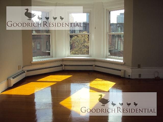 2nd image of 295-297 Beacon St #4