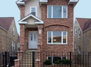 833 N Central Park Ave, Chicago, IL 60651