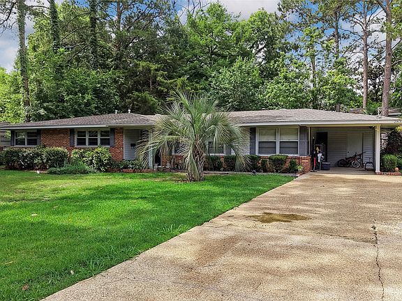 4th image of 2832 S Colonial Dr
