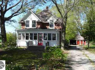 9113 S Littlefield Rd, Blanchard, MI 49310