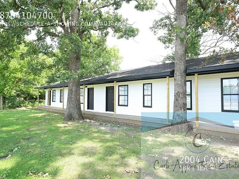 2004 Cain St #D — Photo 1