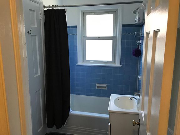 main level bath