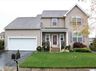 105 Jasmine Rd, Egg Harbor Township, NJ 08234