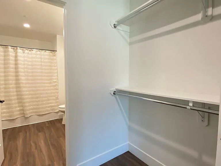 14660 Whittier Blvd — Photo 8