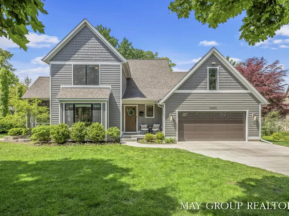 2050 Anderson Dr SE, East Grand Rapids, MI 49506