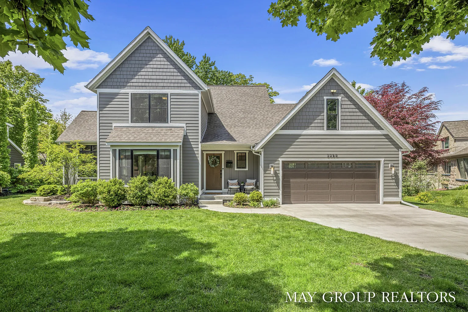 2050 Anderson Dr SE photo 1
