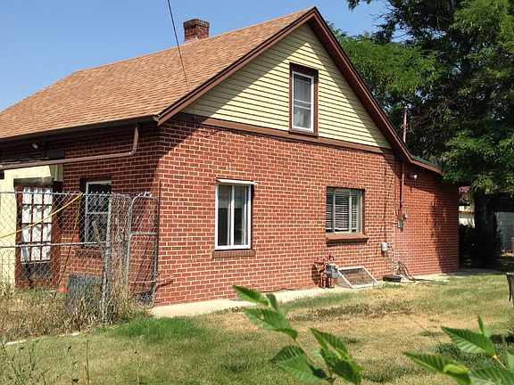 South facing w/Master above