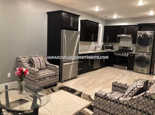 13 Spalding St, Jamaica Plain, MA 02130