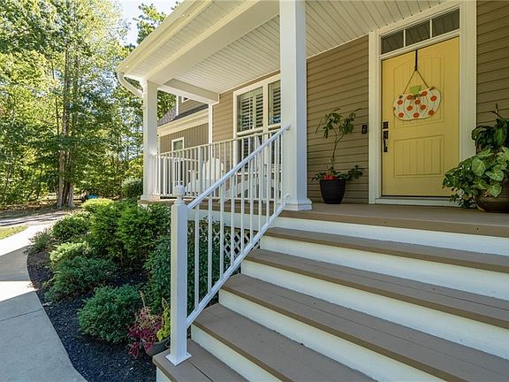 4th image of 11681 Creeks Edge Rd