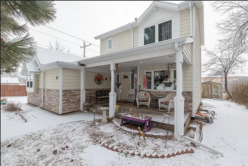 3 bed, 1706 sqft, $2,295 — Photo 1