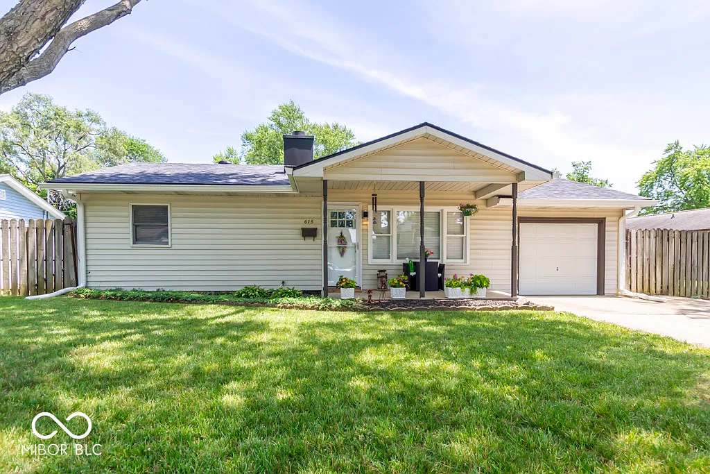 615 Hanover Dr photo 1