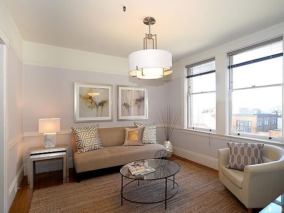 4th image of 1933 Jones St #1933B
