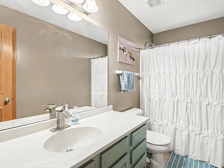 4408 Waterford Ave — Photo 7