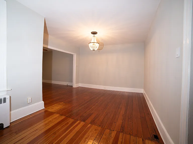 876 Main St — Photo 5