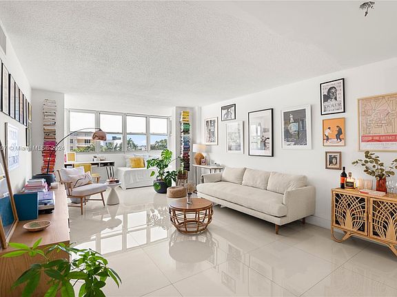 4th image of 5 Island Ave APT 4K