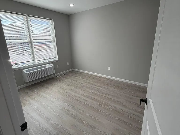59 Pearl St #205 — Photo 6