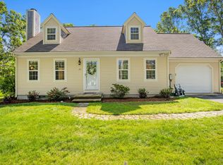 29 Carleton Drive, Mashpee, MA 02649