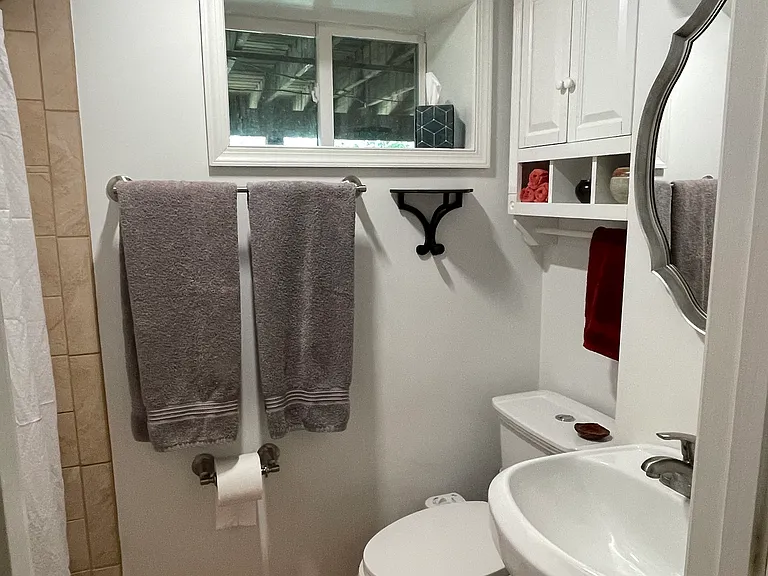 9615 W Bexhill Dr — Photo 2