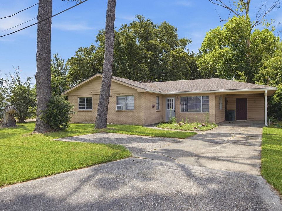 1st image of 701 Park Hill Dr