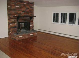 2385 7th St, East Meadow, NY 11554