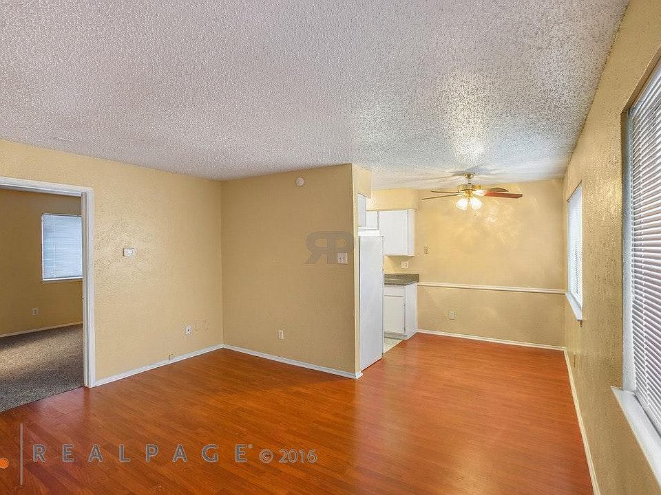 1st image of 1512 W Lovers Ln APT 17
