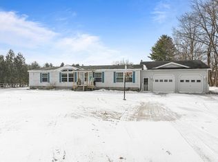 1002 Lamkin St, Highgate Center, VT 05459