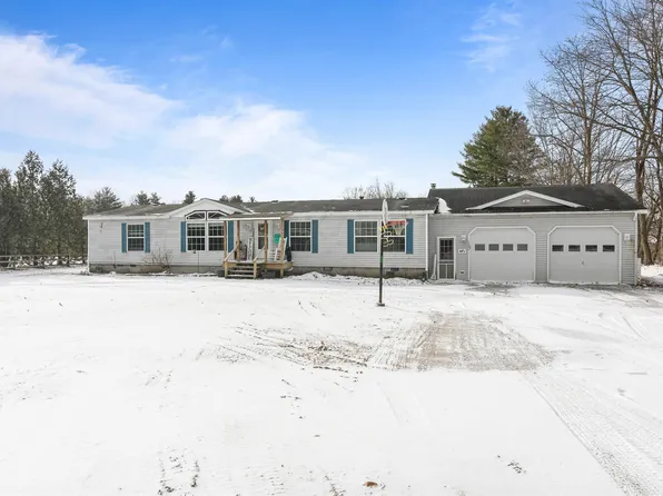 1002 Lamkin Street, Highgate, VT 05459