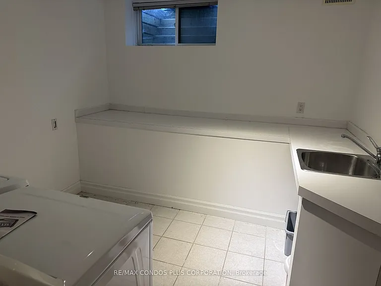 103 Pears Ave — Photo 13