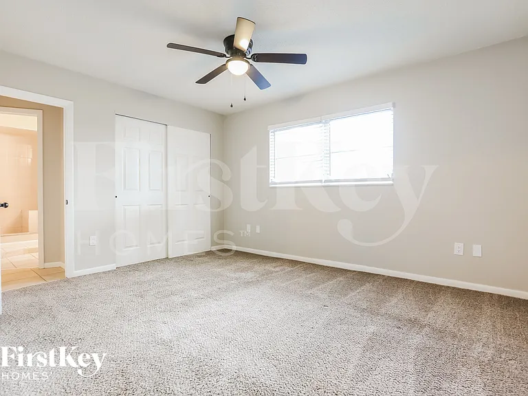 21019 Exmore Ave — Photo 13