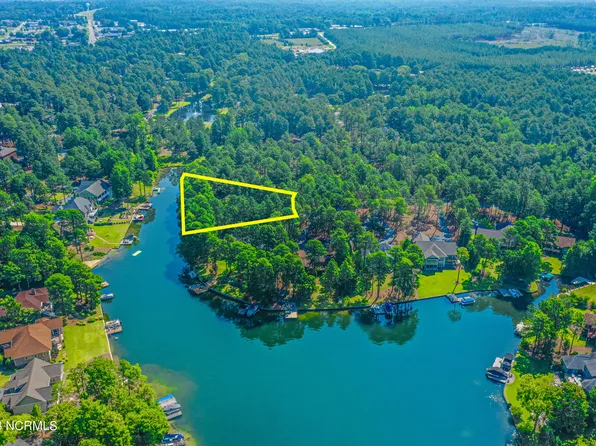 230 Otter Court, West End, NC 27376