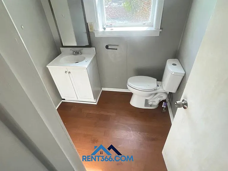 101 N George St #2 — Photo 20