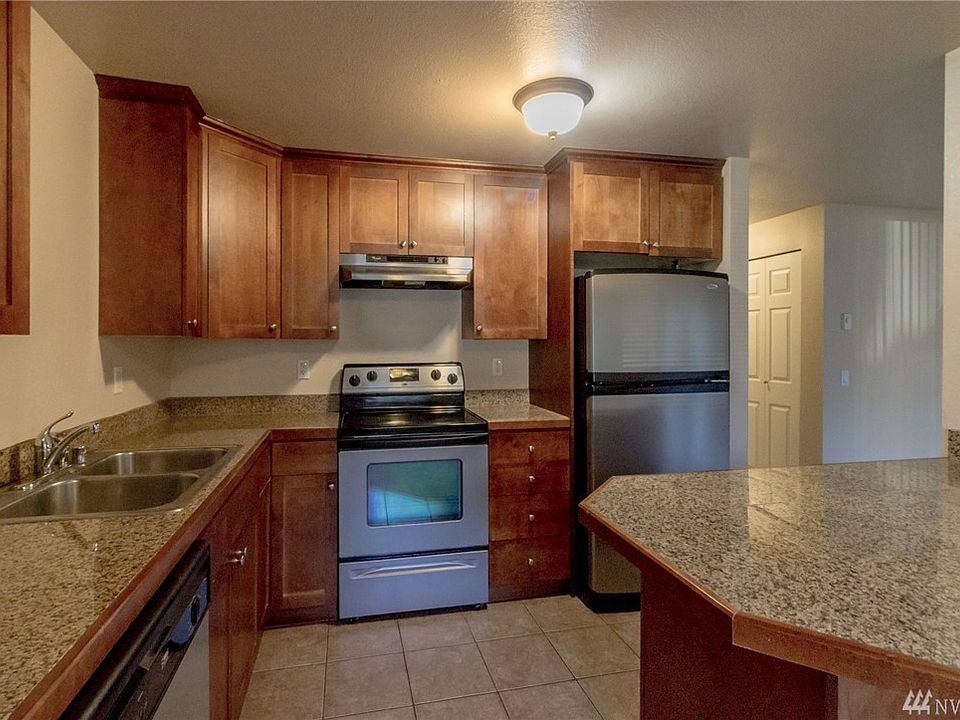 1st image of 2721 NE 195th St APT 2