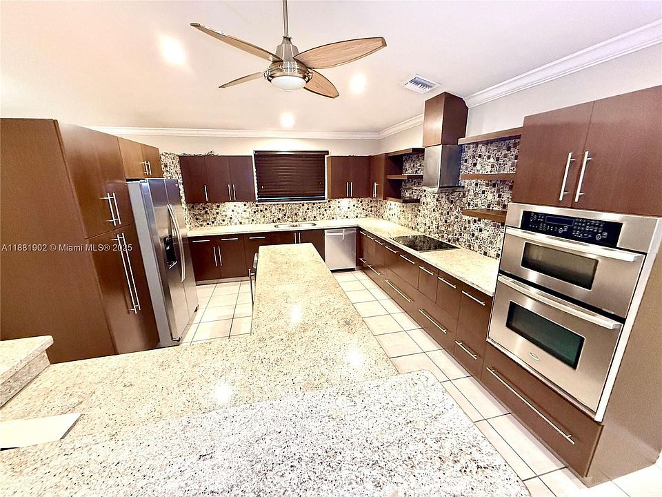 1st image of 17501 SW 92nd Ct