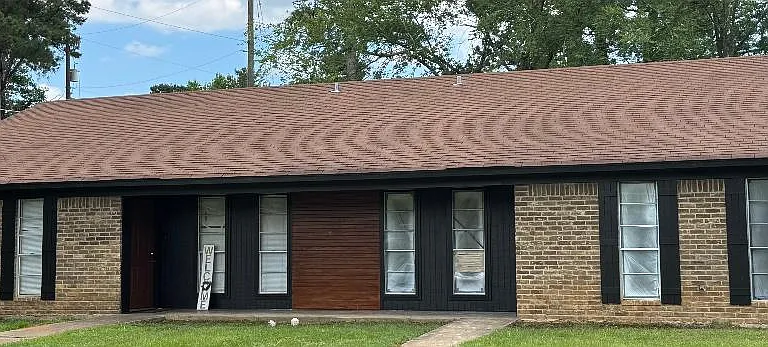 300 Tammy Lynn Dr #B — Photo 1