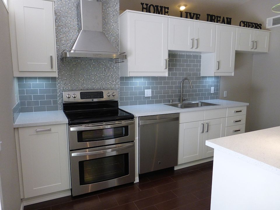 2nd image of 618 Villanova Dr