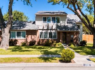 1715 Hartford Dr, Carrollton, TX 75007