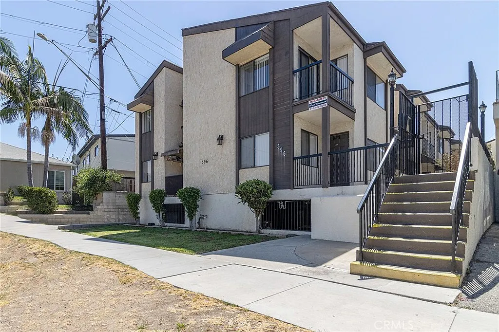 2 bed, 900 sqft, $2,875 — Photo 1