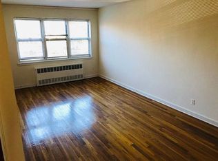 19-30 Stanhope St #2, Ridgewood, NY 11385