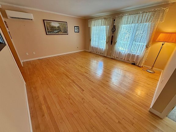 5th image of 118 Levi Hebb Rd