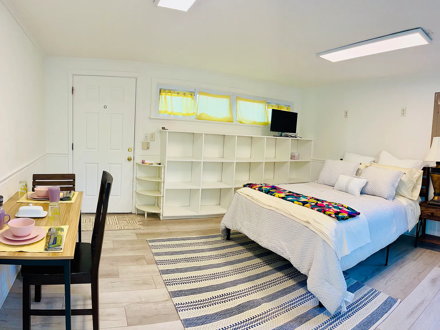 Studio, 400 sqft, $1,200 — Photo 3