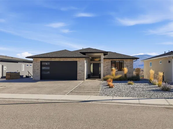 2149 Ensign Quay Ln, West Kelowna, BC V4T 2Z4
