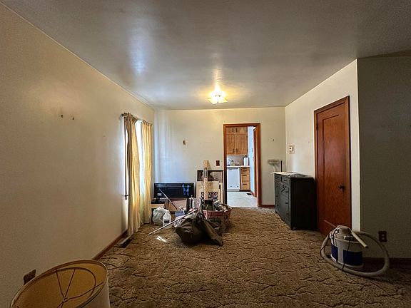 4th image of 1219 Monroe St