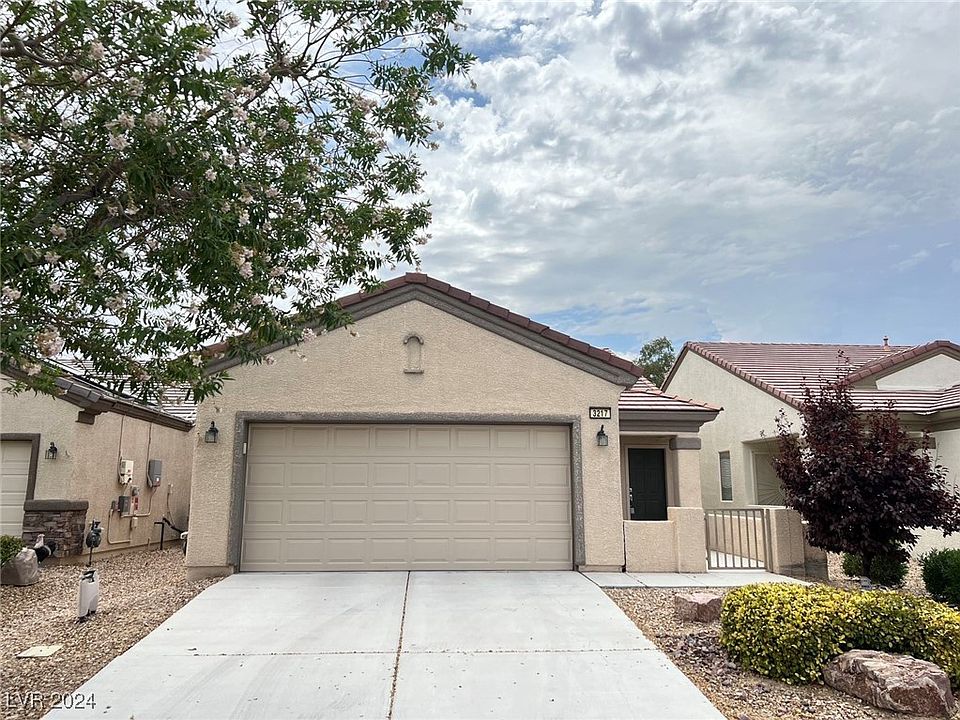 1st image of 3217 Flyway Ct