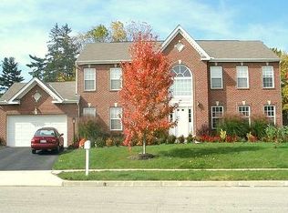 3942 Edgewater Ct, Lewis Center, OH 43035