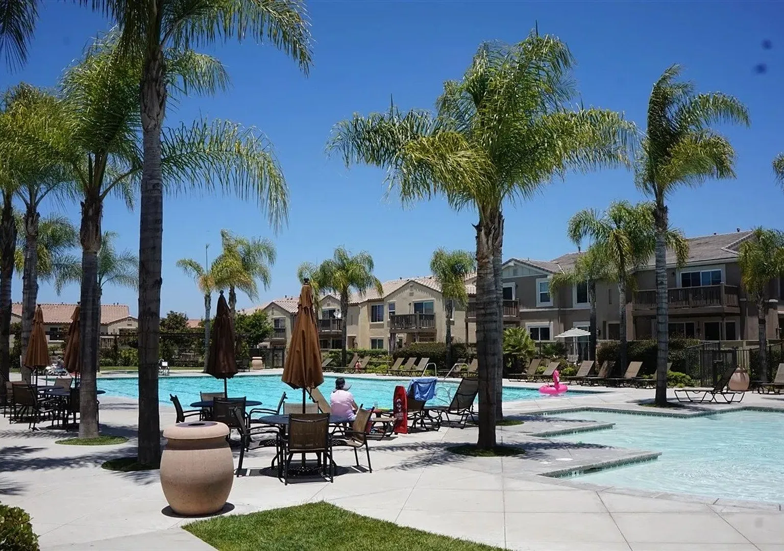 Gated Eastlake Townhome | 3 Bed, 2.5 Bath, 2-Car Garage — Photo 1