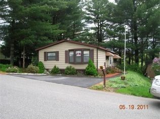 49 Park Ave, Sturbridge, MA 01566