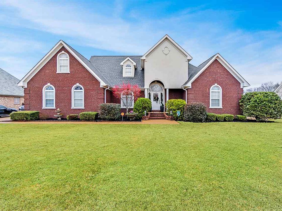 1st image of 247 Broad Meadow Dr